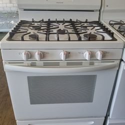 Frigidaire Stove