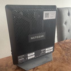 Netgear Nighthawk AC1900/C7000v2