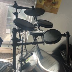 Electronic Drum Set