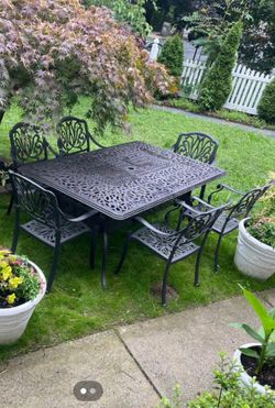 Cast aluminum dining set.
