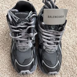 Brand New Balenciga Runners Size 10