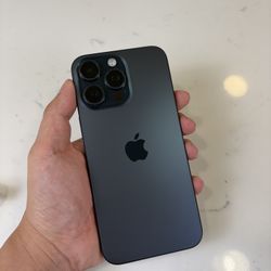 iPhone 15 Pro Max - Blue - 256gb - Unlocked 