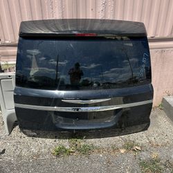 Chrysler Town & Country Rear Liftgate 