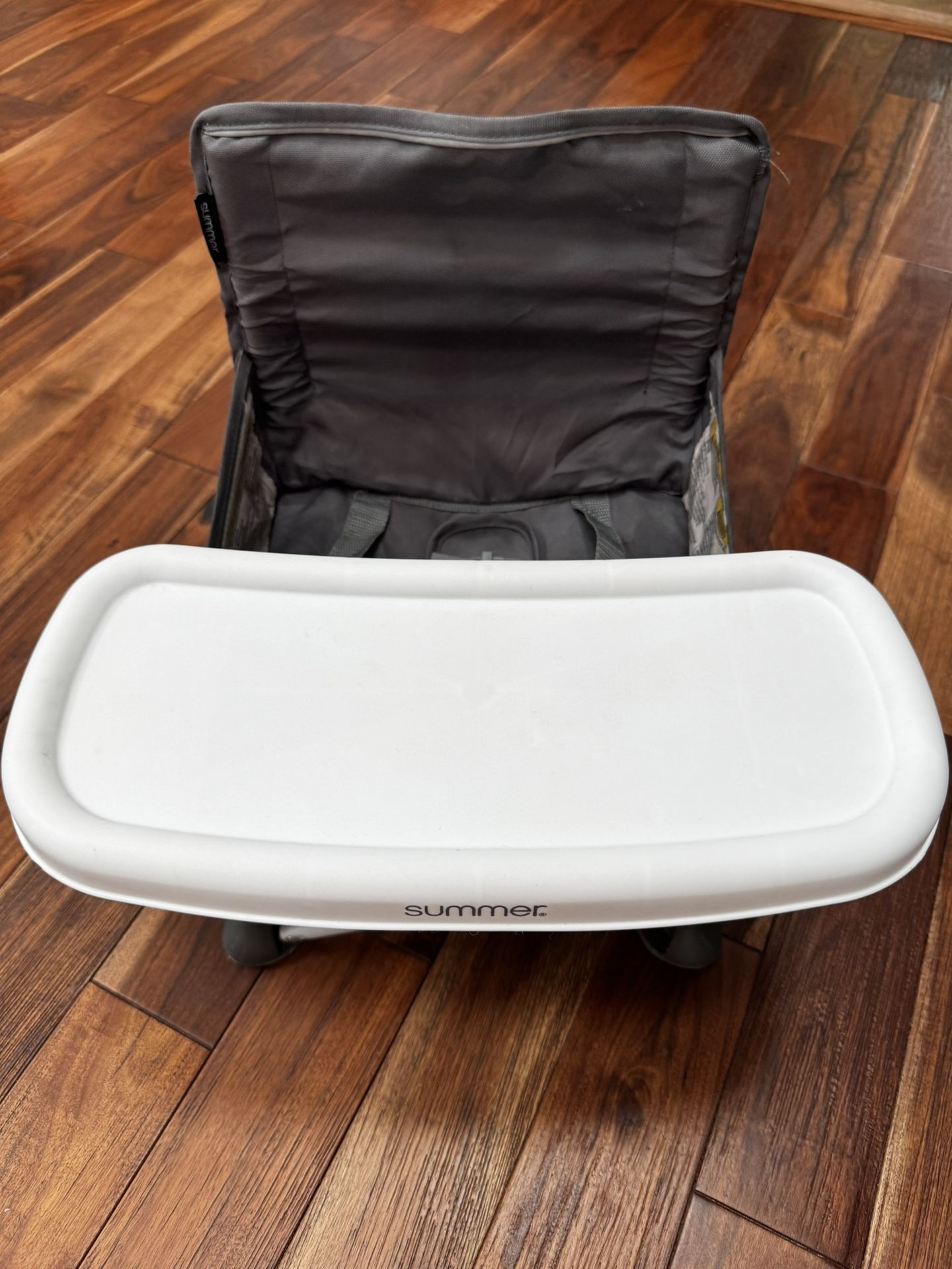 Summer Pop N Sit Chair