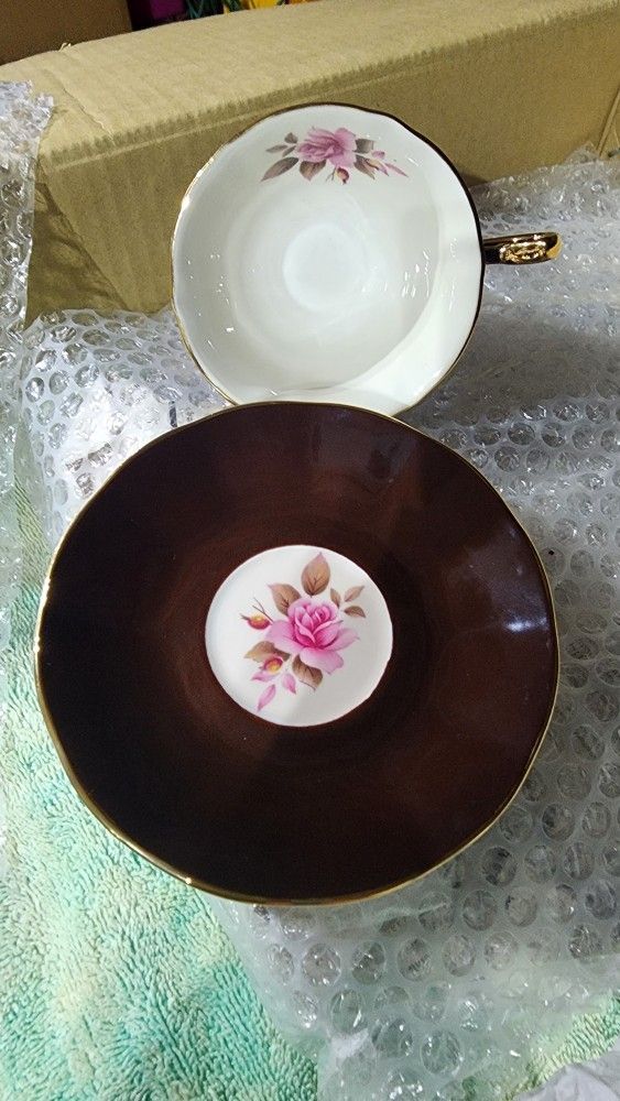Antique Tea Cup/Saucer, Staffordshire Bone China