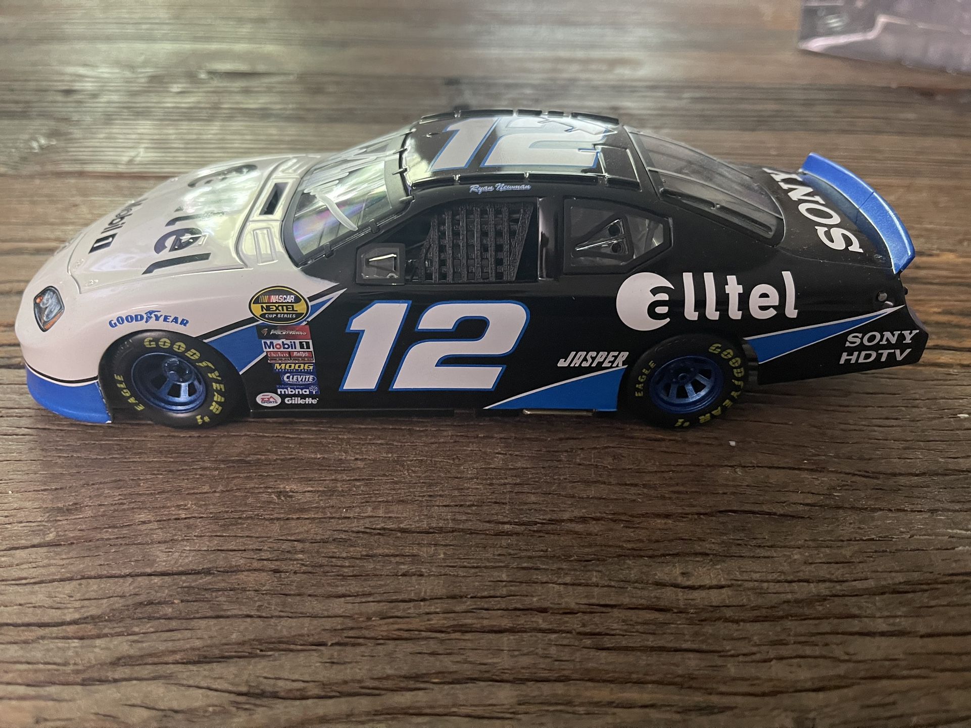 1:24 2003 dodge. #12 Ryan Newman Alltel..