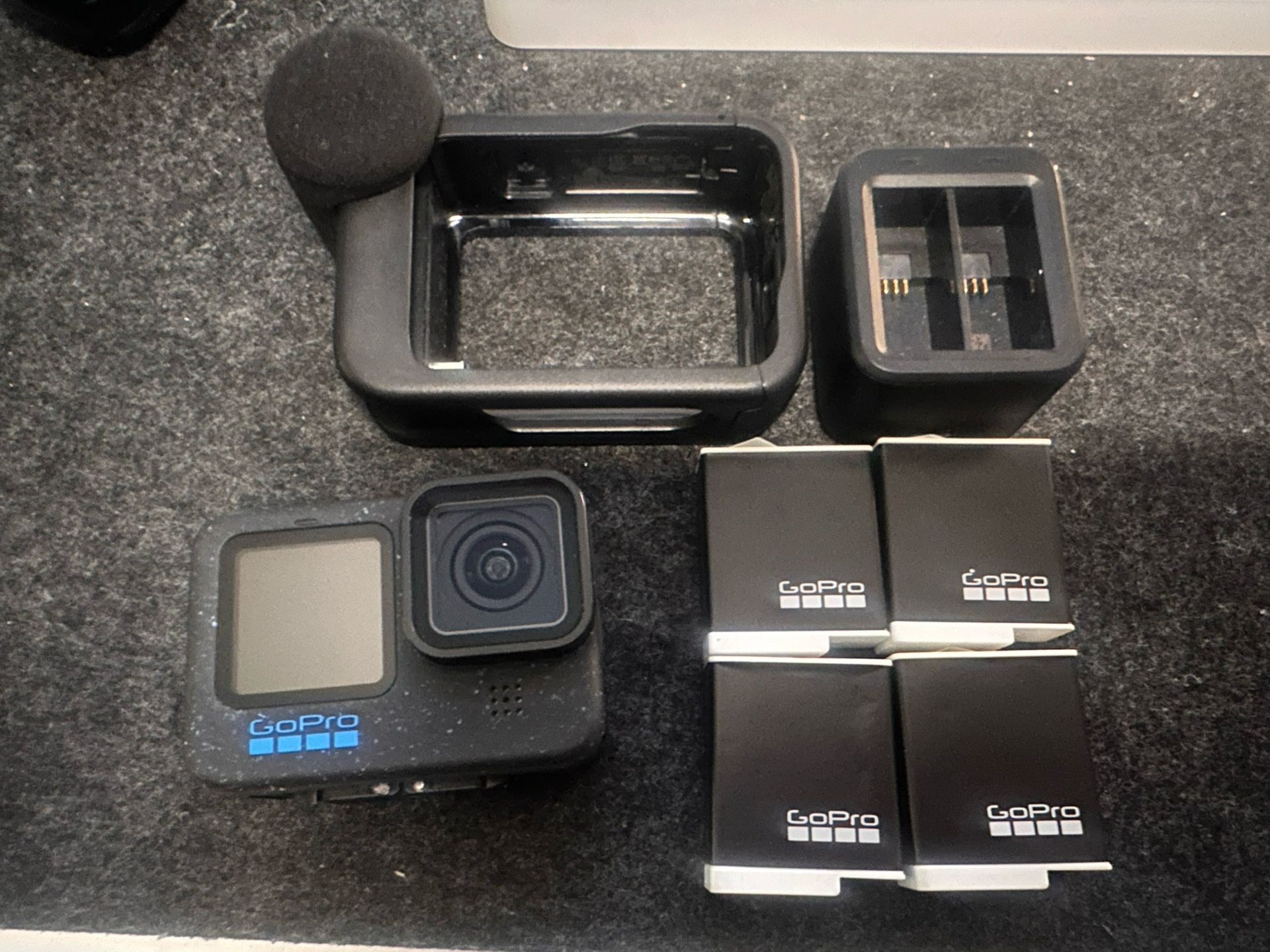 GoPro Hero 12 W/Media Mod