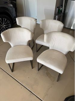 Dining Room Chairs (4)