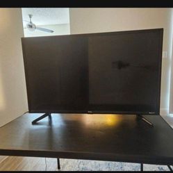 32 inch ROKU SMART TV/ Televisor Inteligente ROKU de 32 inches