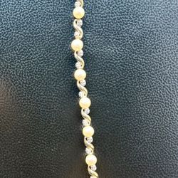 6 1/2” Good Tennis Bracelet Yellow Gold 