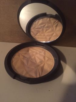 Becca highlight