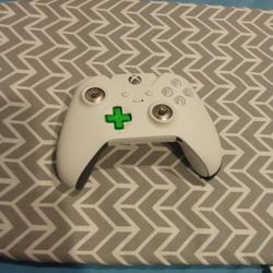 Costcomizable Xbox Series X Controller 