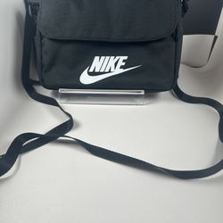Nike Crossbody 