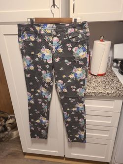 Aeropostale Floral Print Skinny Jeans