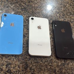 Apple iphone XR factory unlocked like new all colors avaible 