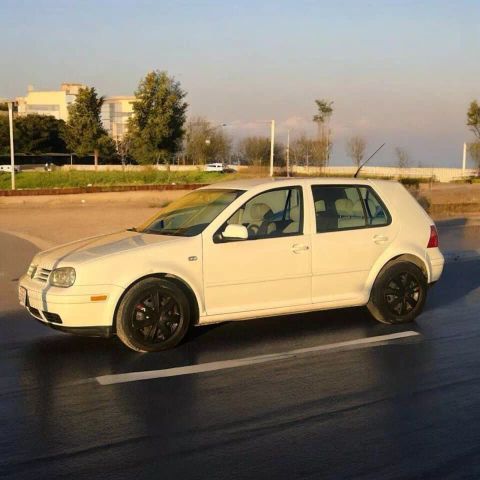 2003 Volkswagen Golf