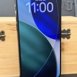 iPhone 15 Pro Max / 1.02 TB / Black / Unlocked 