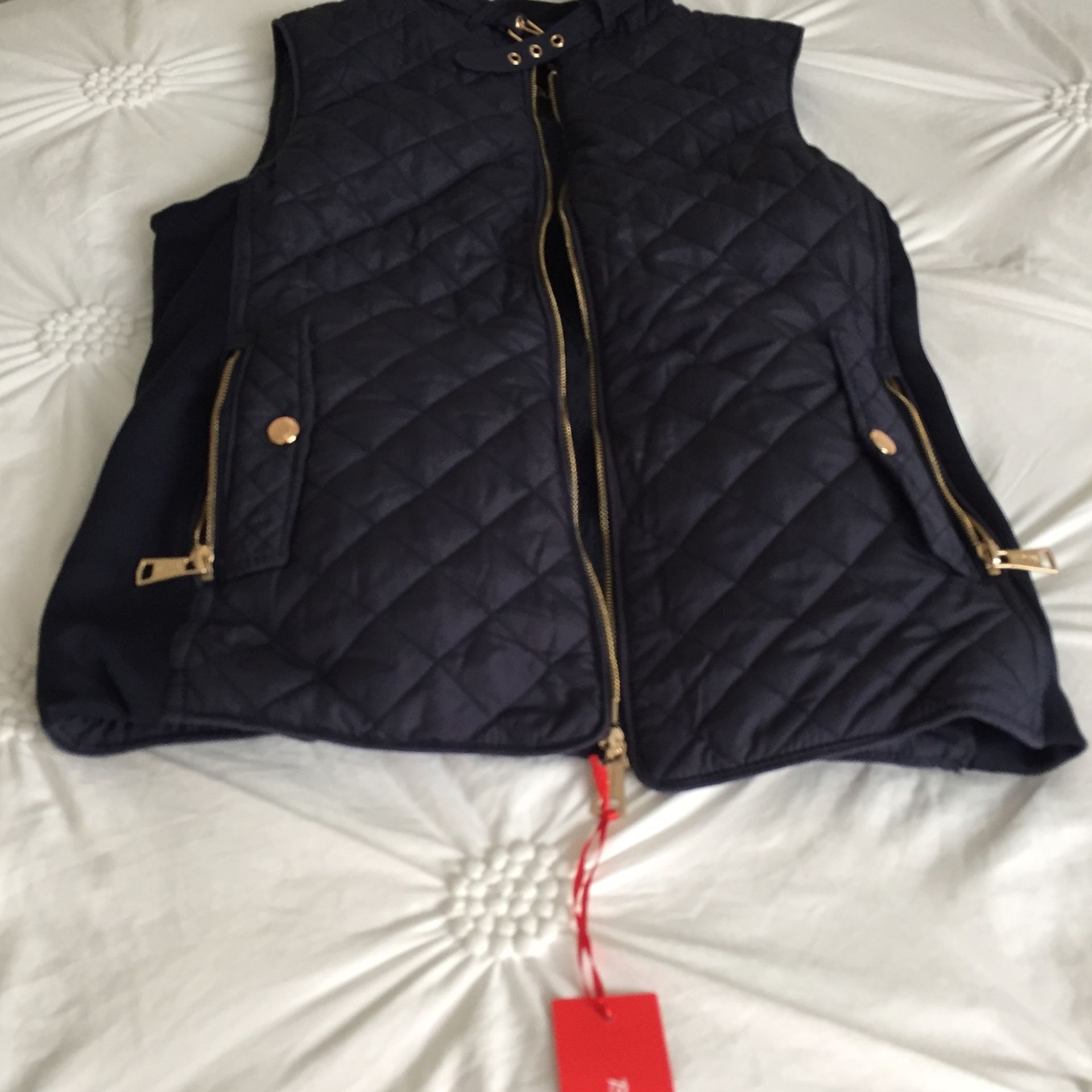 Women’s Vest/hablo Español