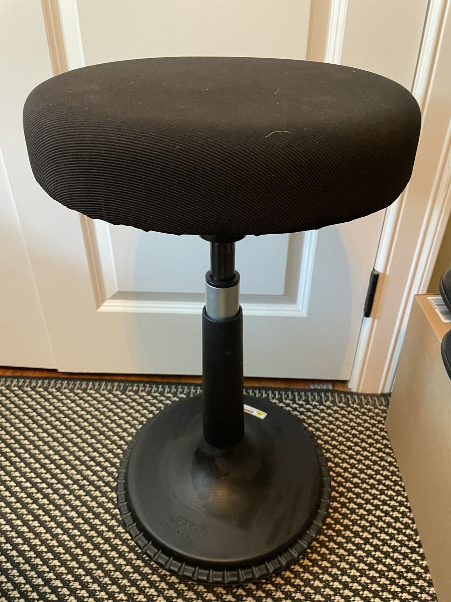Gans Height Adjustable Active Stool
