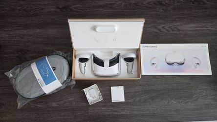 ​​​Meta Quest 2 128GB VR Headset + Syntech Hard Case - Open Box / Never Used