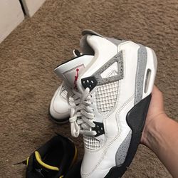 Jordan 4 White cement 2025 pair size 7Y