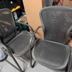 2x Hermom Miller Aeron  Side chairs