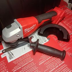 Milwaukee M18 Cordless Grinder Brushless Tool Only