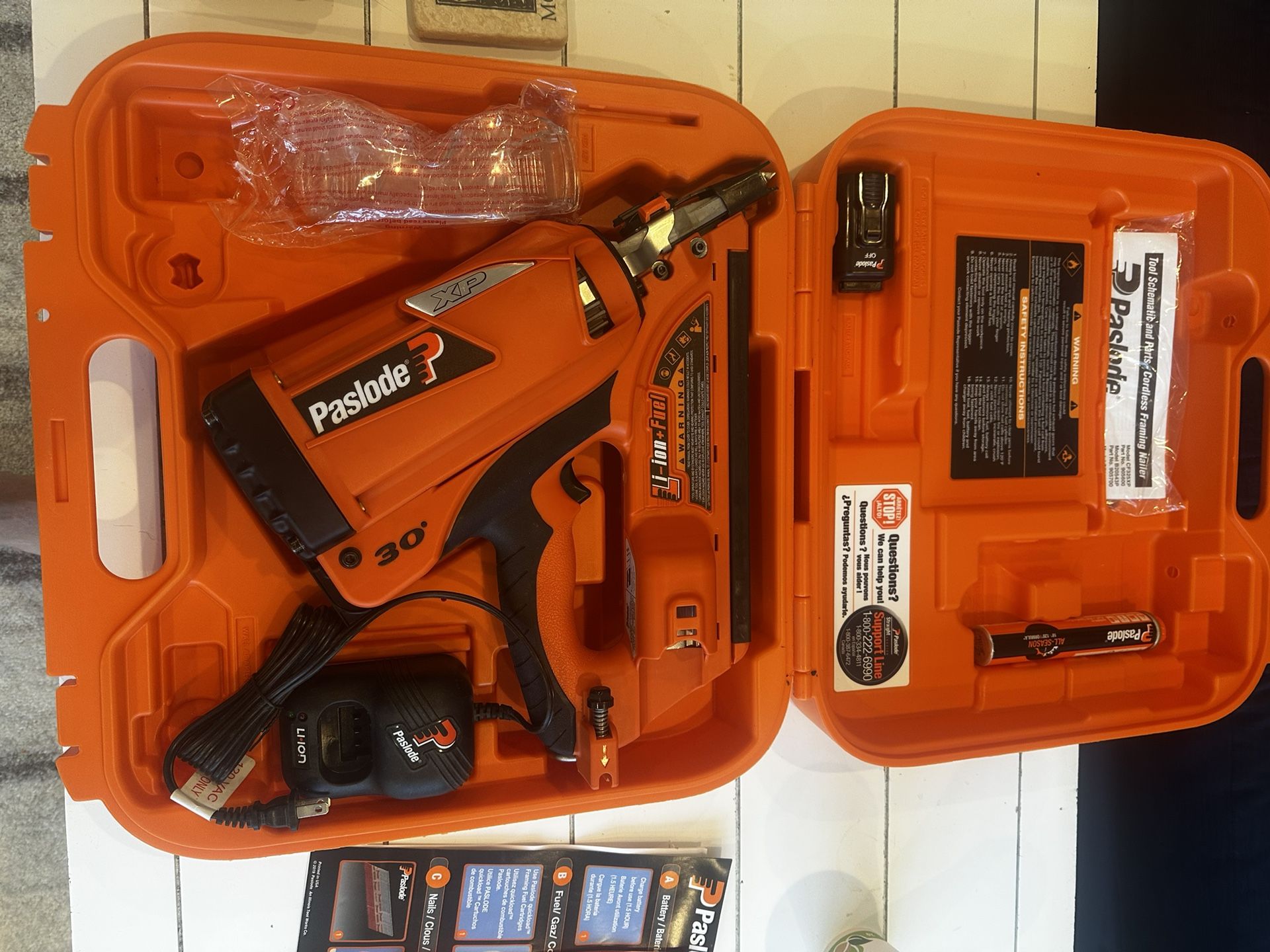 π₯ Paslode XP Framing Nailer β MINT Condition + Battery & Fuel!