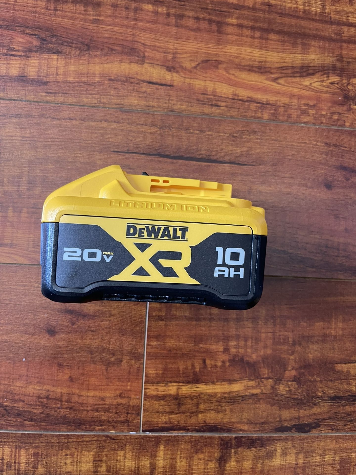DEWALT 20-Volt MAX lithium-ion 10.0 Ah battery (Does not include charger )