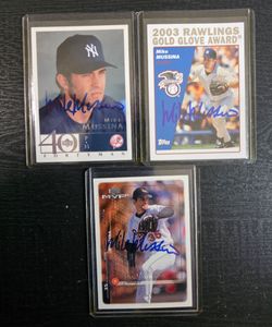 Mike Mussina Autographed 3-Card Hall of Fame Lot 🔥