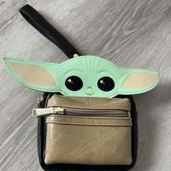 Disney Parks X Star Wars Loungefly The Child Grugo Wristlet/ Mini Belt Backpack