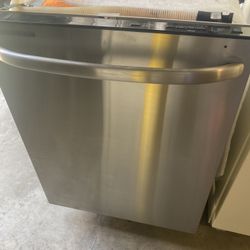 Dishwasher 