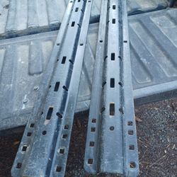 Fifth Wheel Hitch Rails