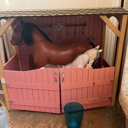 Doll Horse Stable