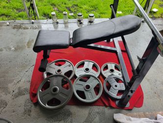 FITNESS GEAR OLYMPIC BENCH  7' BAR 45LBs. 210LBs PLATES. 2-45s. 2-35s. 2-25s 
11525 S HALSTED DUNKIN DONUTS/7111.S WESTERN WALGREENS 
300$  CASH ONLY