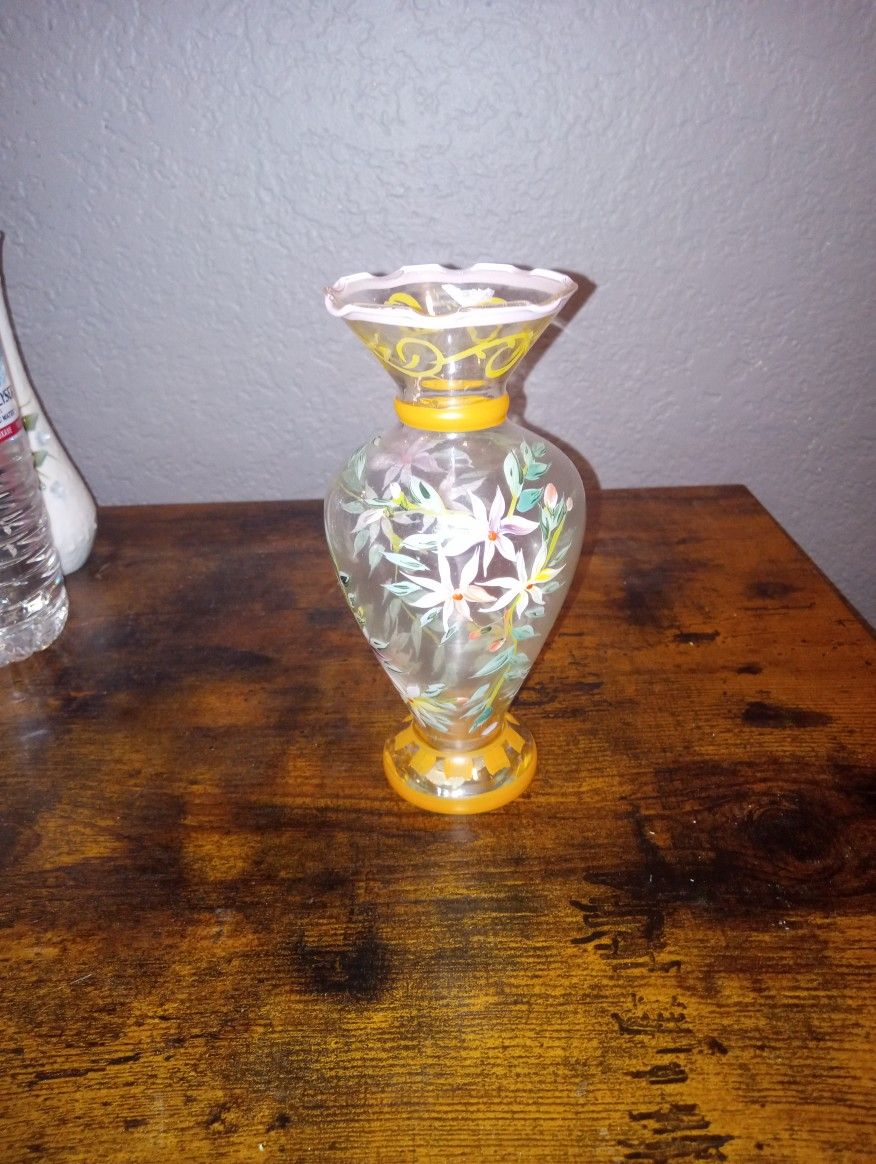 Hand Painted Tracy Porter Vintage Glass Decorative Vase