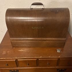 SINGER MACHINE Good Contion