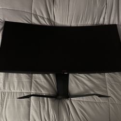 Viotek 35” Curved Gaming Monitor - 144hz DP/HDMI
