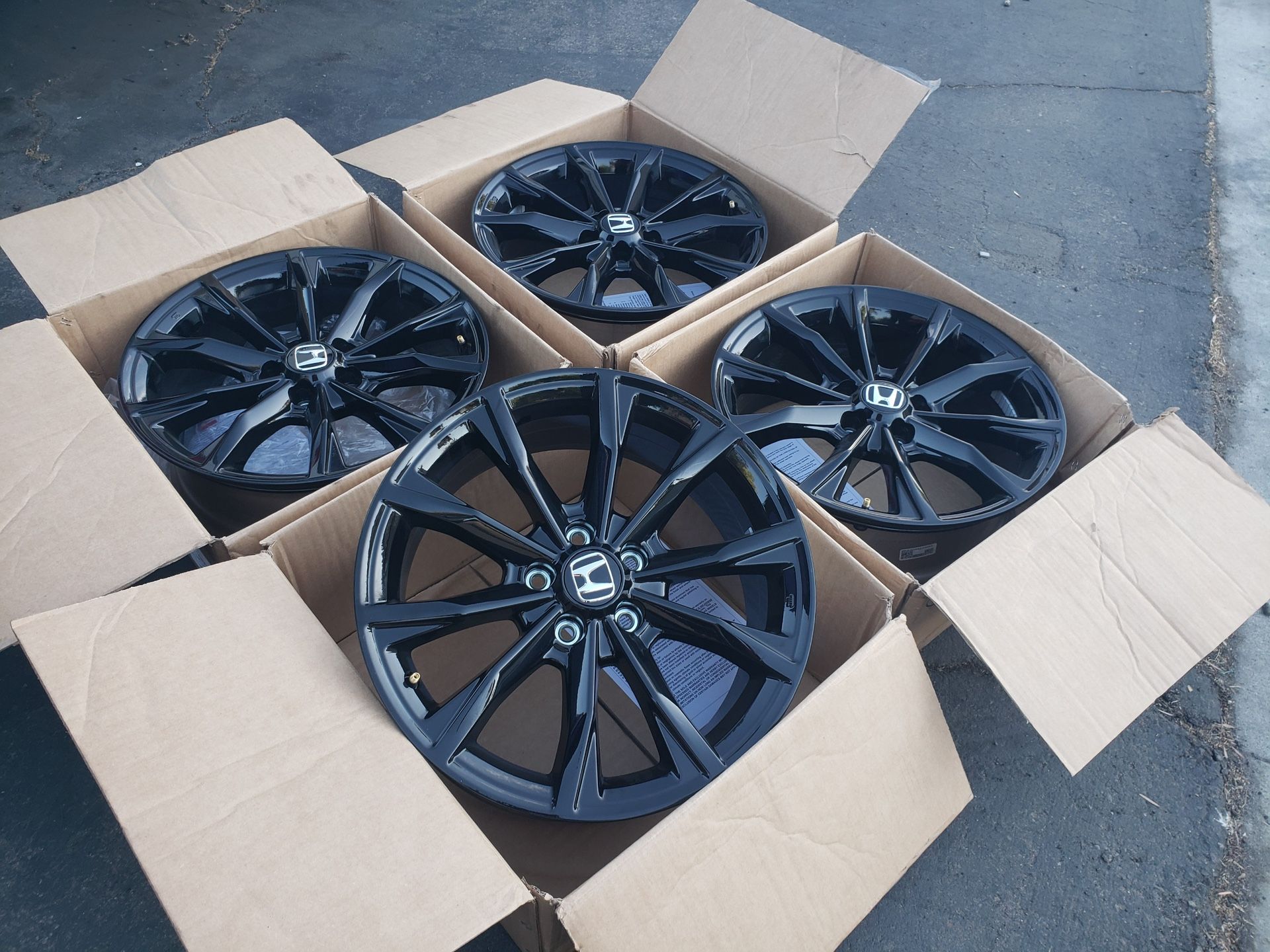 2025 Honda Civic, Accord,CRV Oem Black Wheels 18” $999 Firm Price