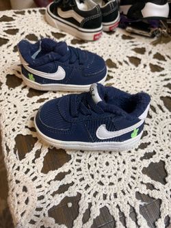 Nikes size 2C used
