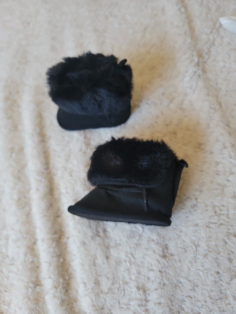 Newborn Black Booties