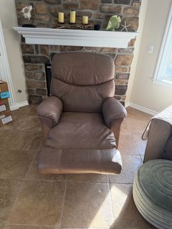 Leather Lazy-boy recliner rocker