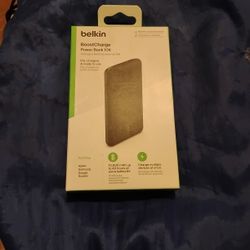 NIB Belkin BoostCharge Power Bank 10k