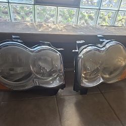 2005-2010 WK Jeep Grand Cherokee Headlights