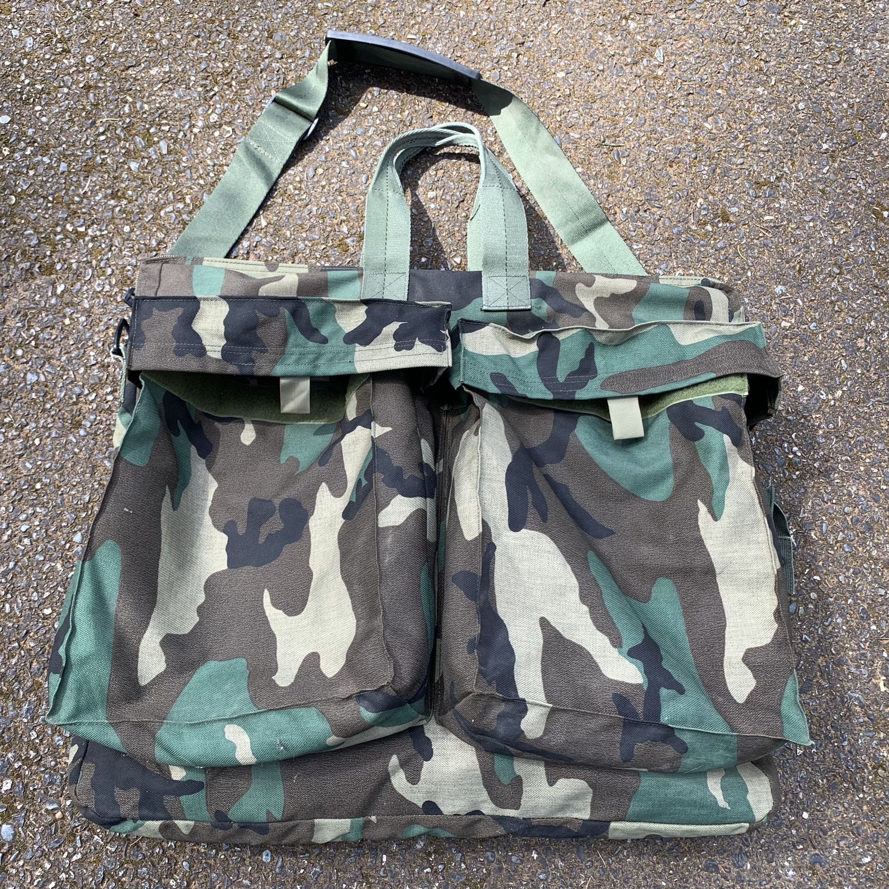 Military Surplus Army Woodland Camo AH-64 Apache Flyers Pilots