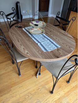 Dining Table + 6 Chairs