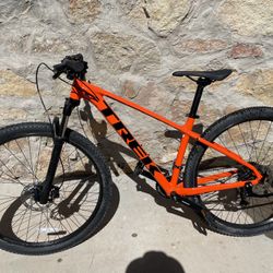 2018 trek marlin store 7 for sale