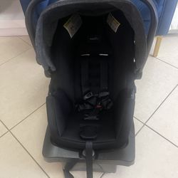 Even Flo Infant Car seat 