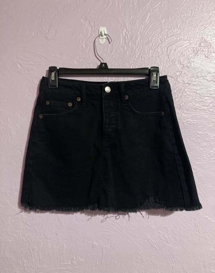 American Eagle cutoff skirt