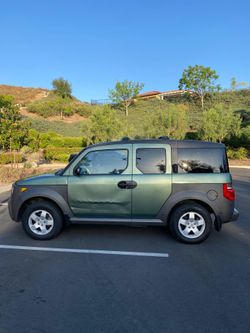 2005 Honda Element